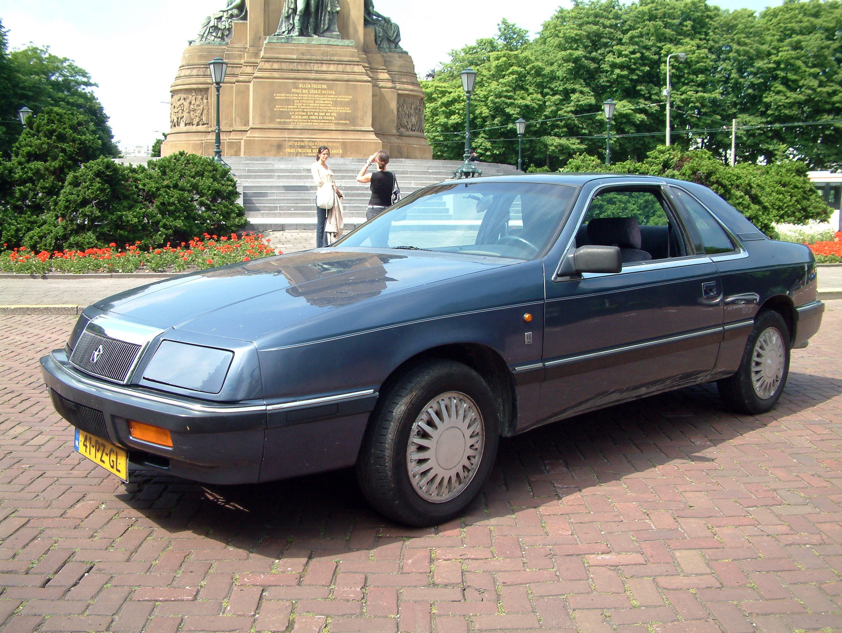 Chrysler LE Baron Coupe 3.0 i V6 (143 Hp) Automatic